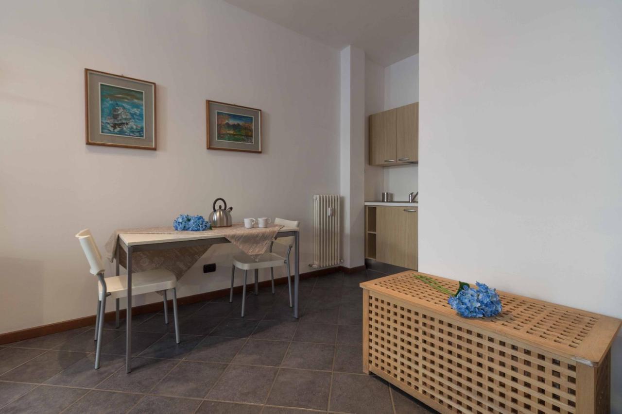 Galleria Roma Apartment - Affitti Brevi Italia Лекко Экстерьер фото